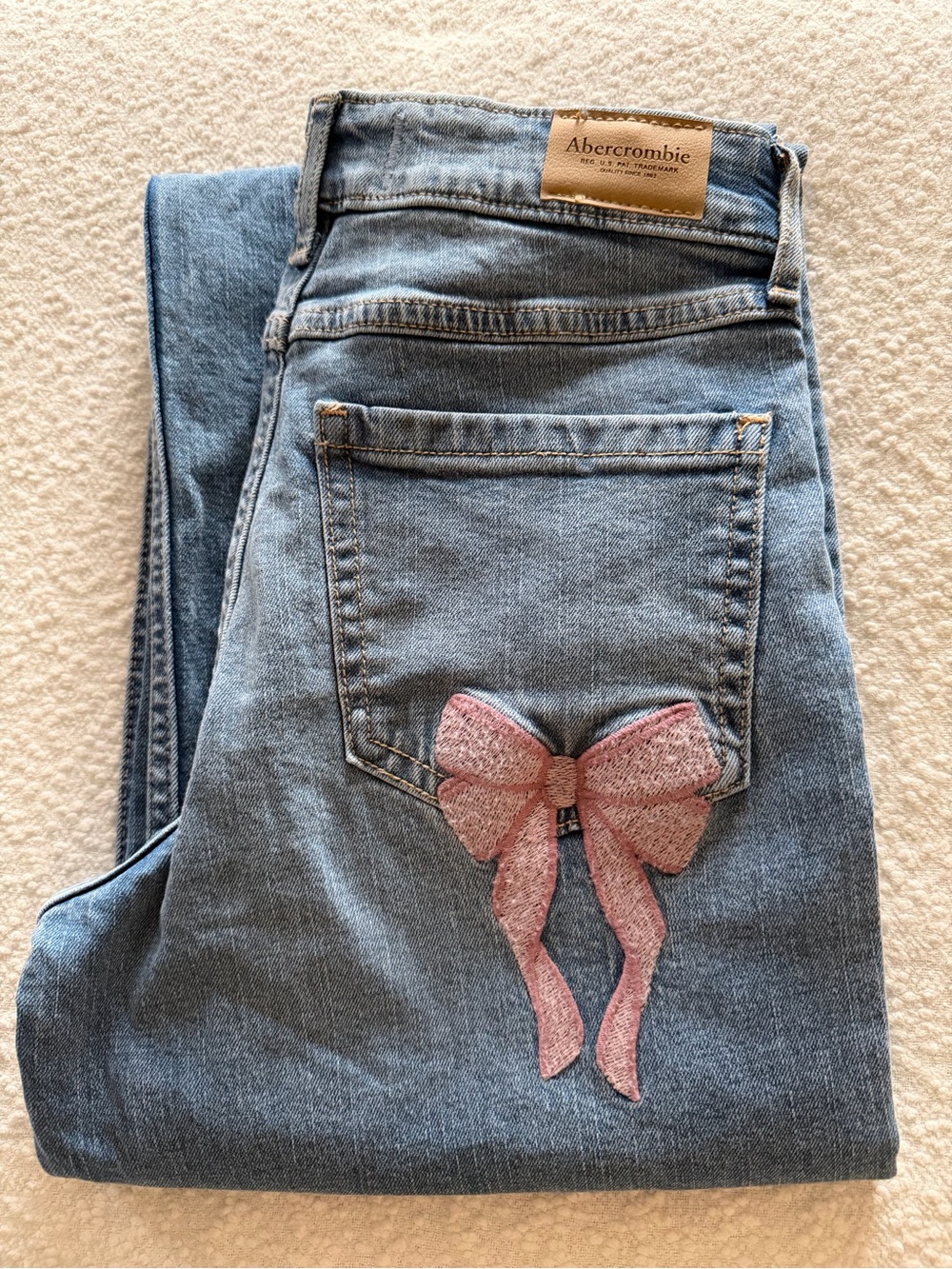 A&F Girls 15/16 High Rise Wide Leg Jeans, NWT